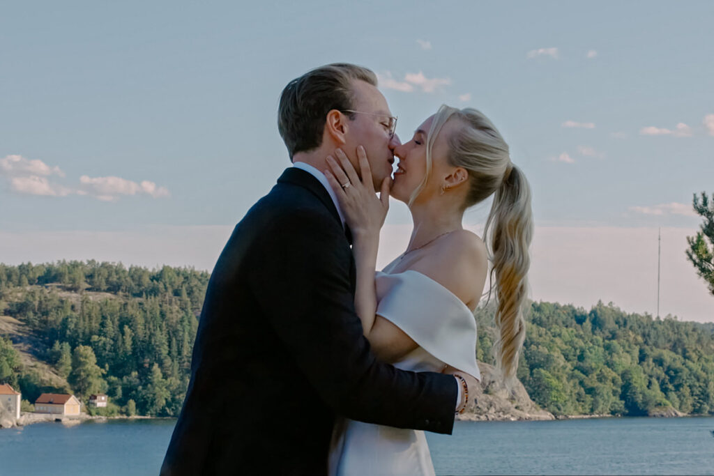 Bröllop på Högberga Gård | Lidingö - Bröllopsfotograf och videograf Kerrou photography